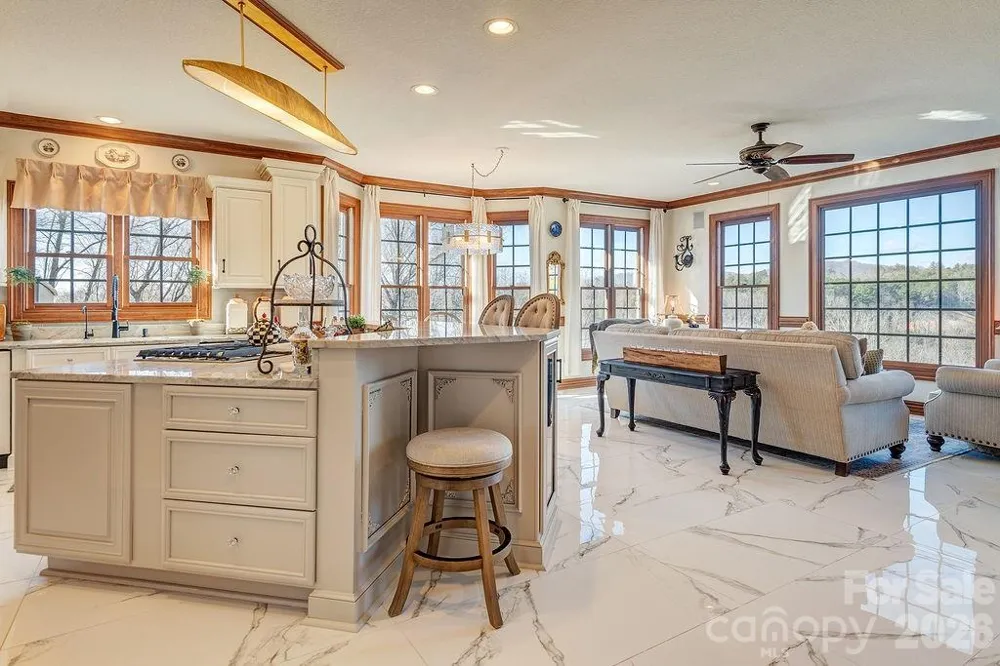 76 Bradford Vistas Drive Fletcher, NC 28732