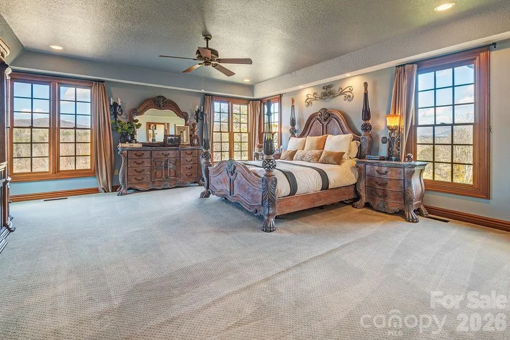 76 Bradford Vistas Drive Fletcher, NC 28732