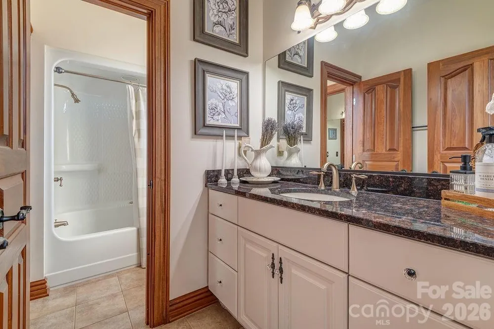 76 Bradford Vistas Drive Fletcher, NC 28732