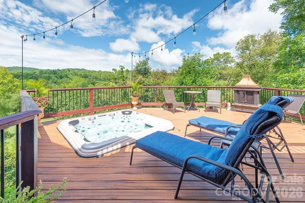 76 Bradford Vistas Drive Fletcher, NC 28732