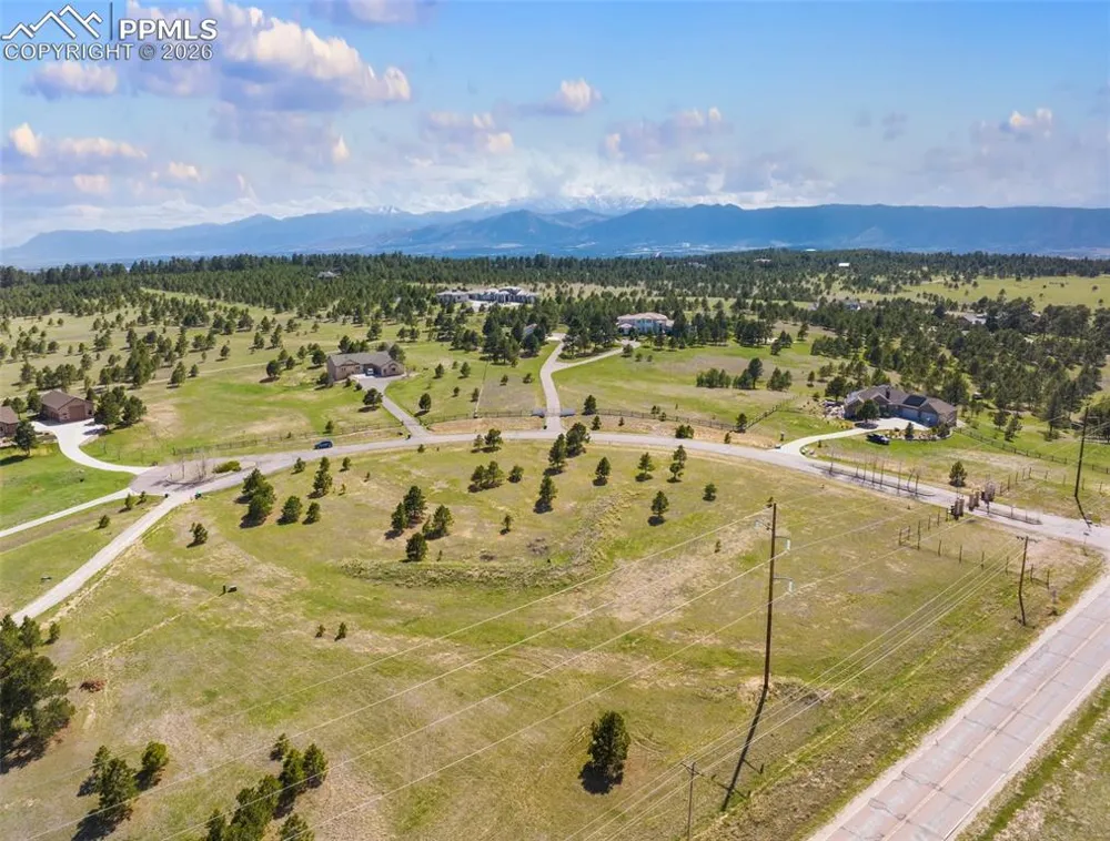 16935 Oldborough Heights Monument, CO 80132