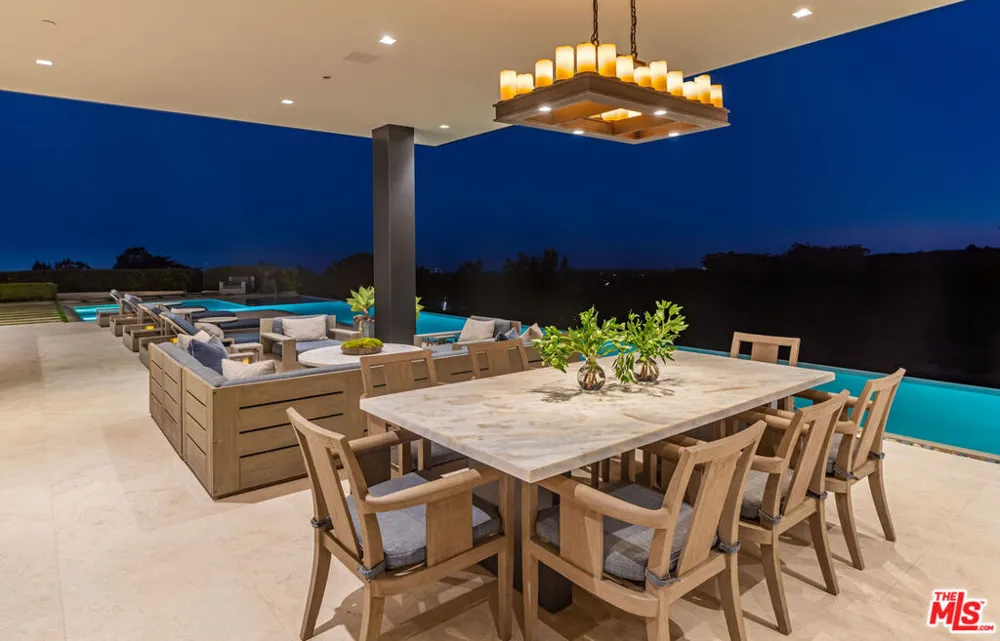 1601 Casale Road Pacific Palisades, CA 90272