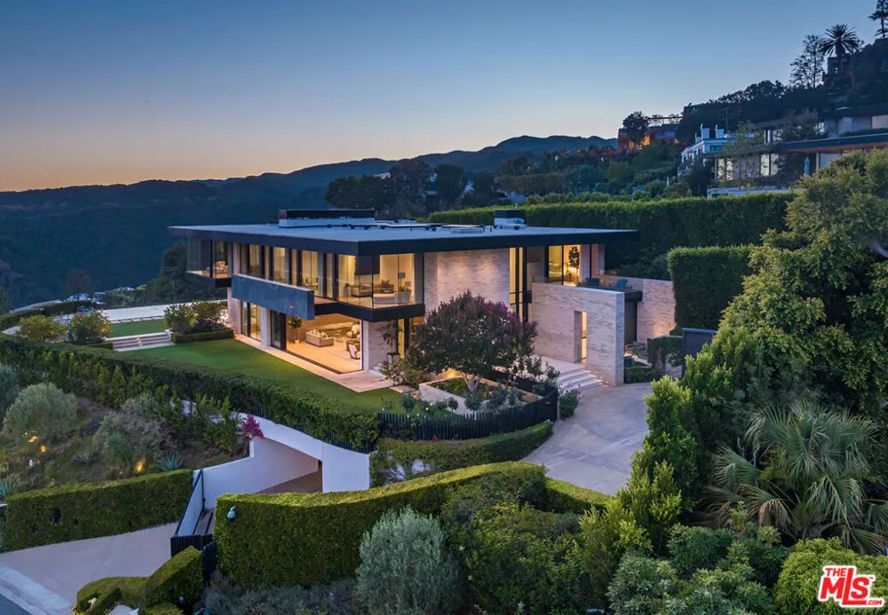 1601 Casale Road Pacific Palisades, CA 90272