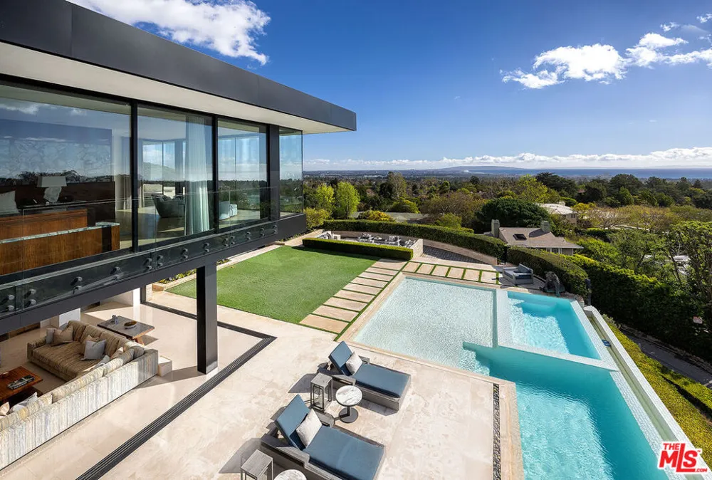 1601 Casale Road Pacific Palisades, CA 90272