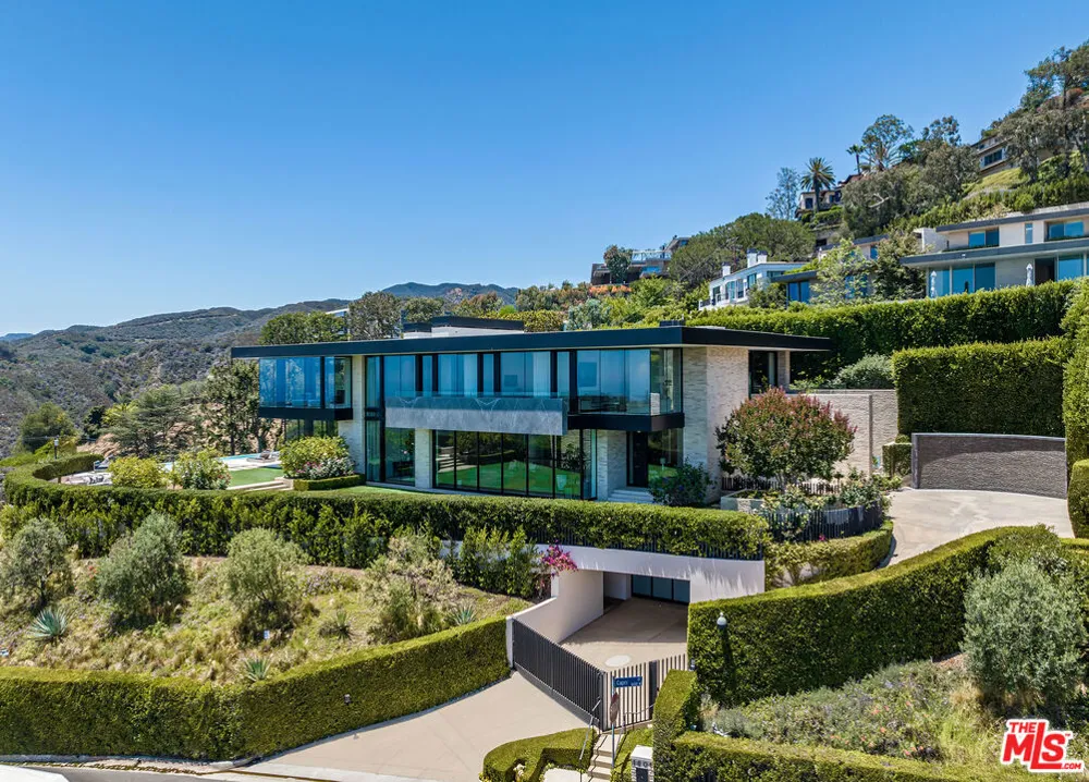 1601 Casale Road Pacific Palisades, CA 90272