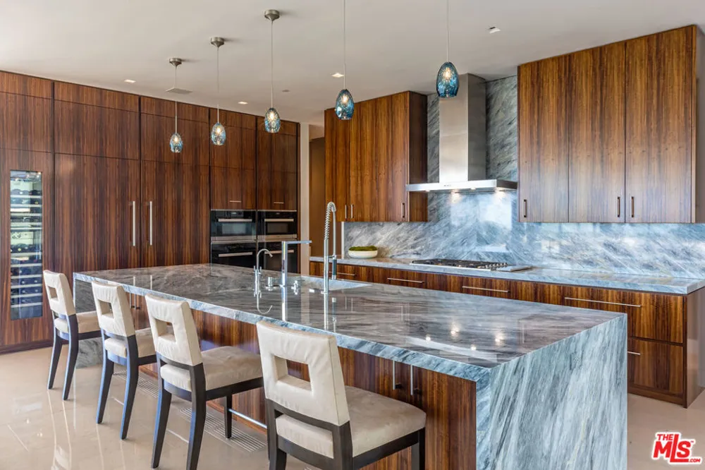 1601 Casale Road Pacific Palisades, CA 90272