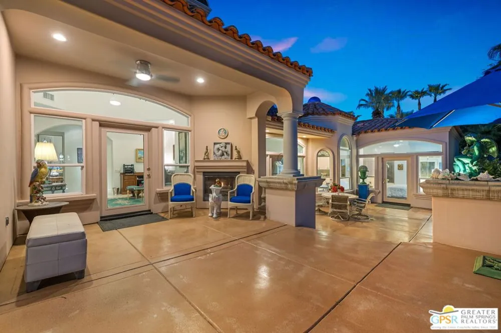 18 Cahuilla Hills Drive Palm Springs, CA 92264