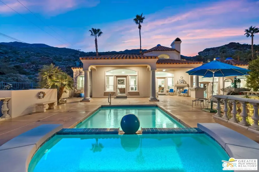 18 Cahuilla Hills Drive Palm Springs, CA 92264