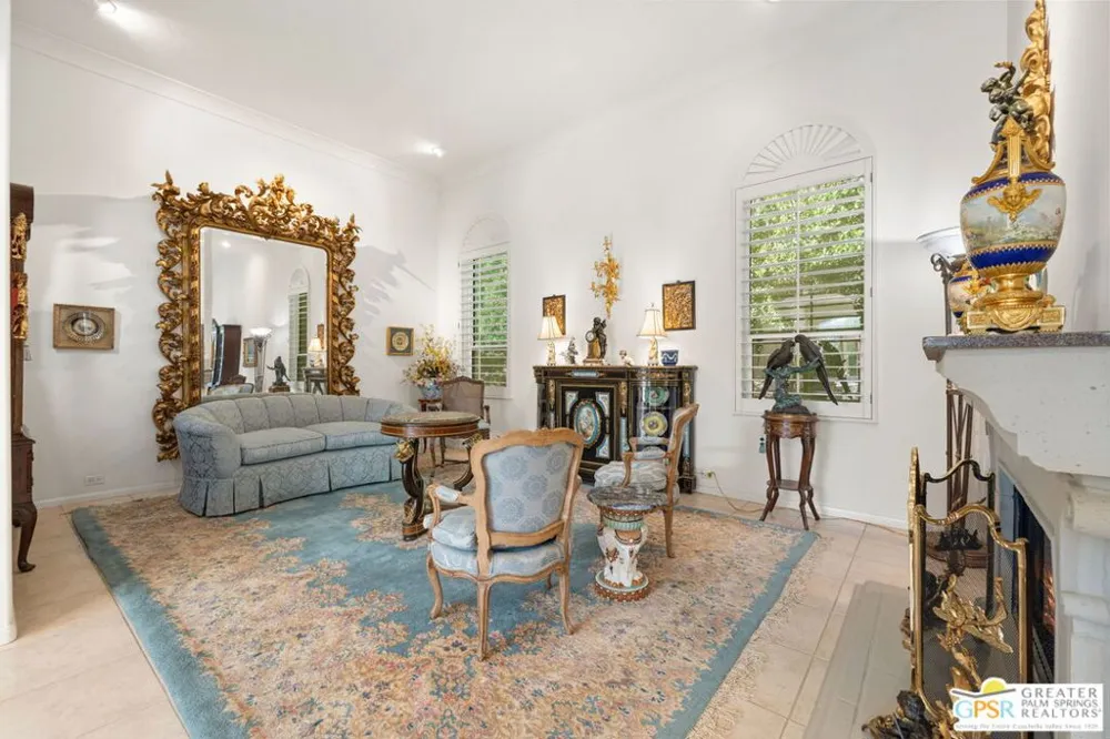 18 Cahuilla Hills Drive Palm Springs, CA 92264