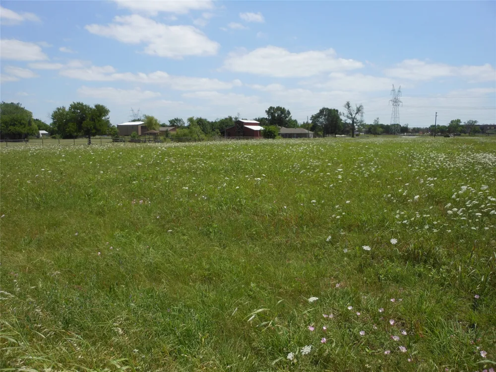325 Donna Drive Wylie, TX 75098