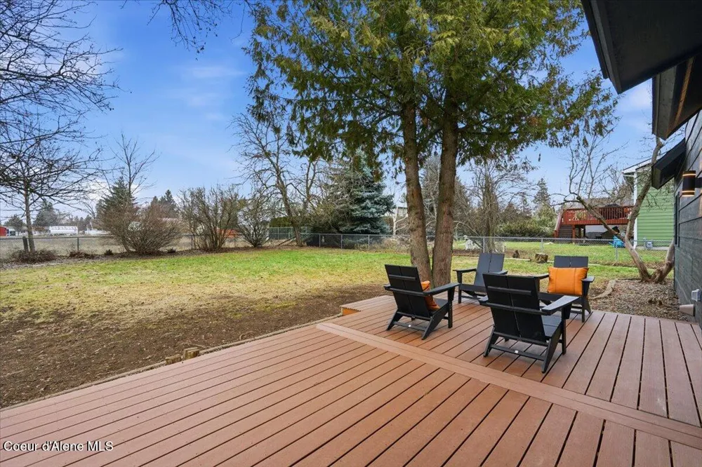 387 E Iowa Avenue Hayden, ID 83835
