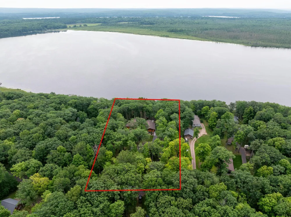 15648 W Victory Heights Circle Stone Lake, WI 54876