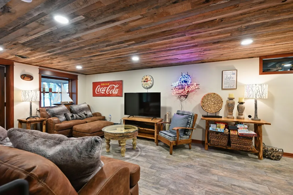 15648 W Victory Heights Circle Stone Lake, WI 54876