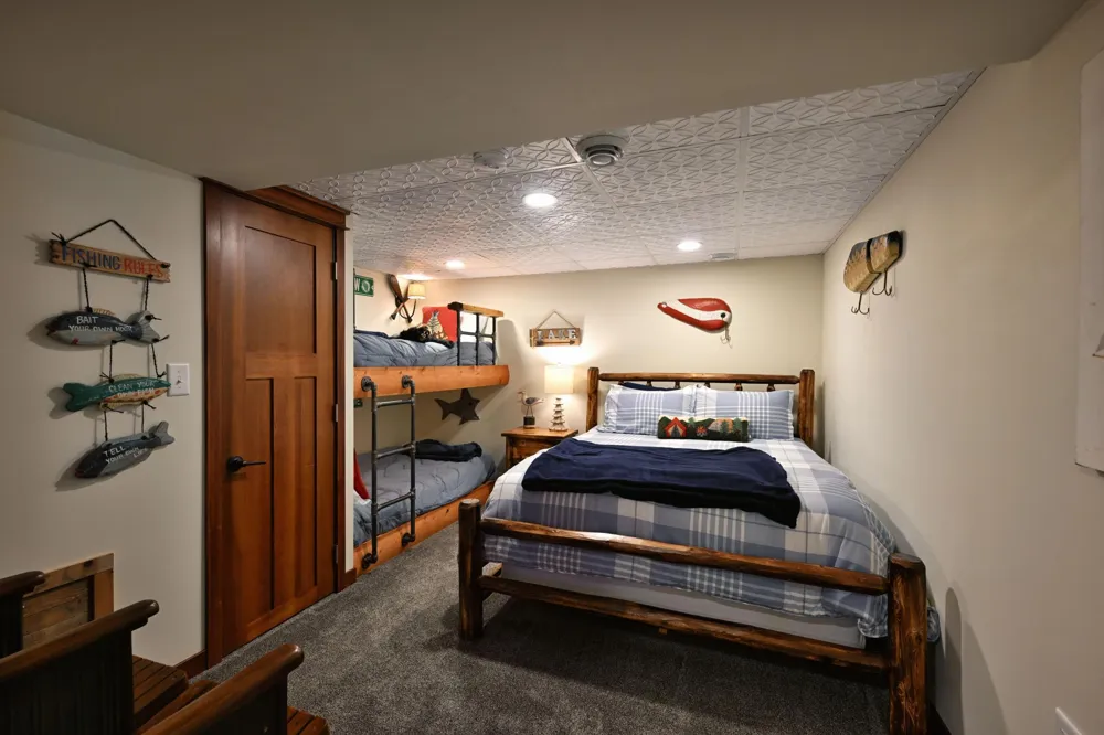 15648 W Victory Heights Circle Stone Lake, WI 54876