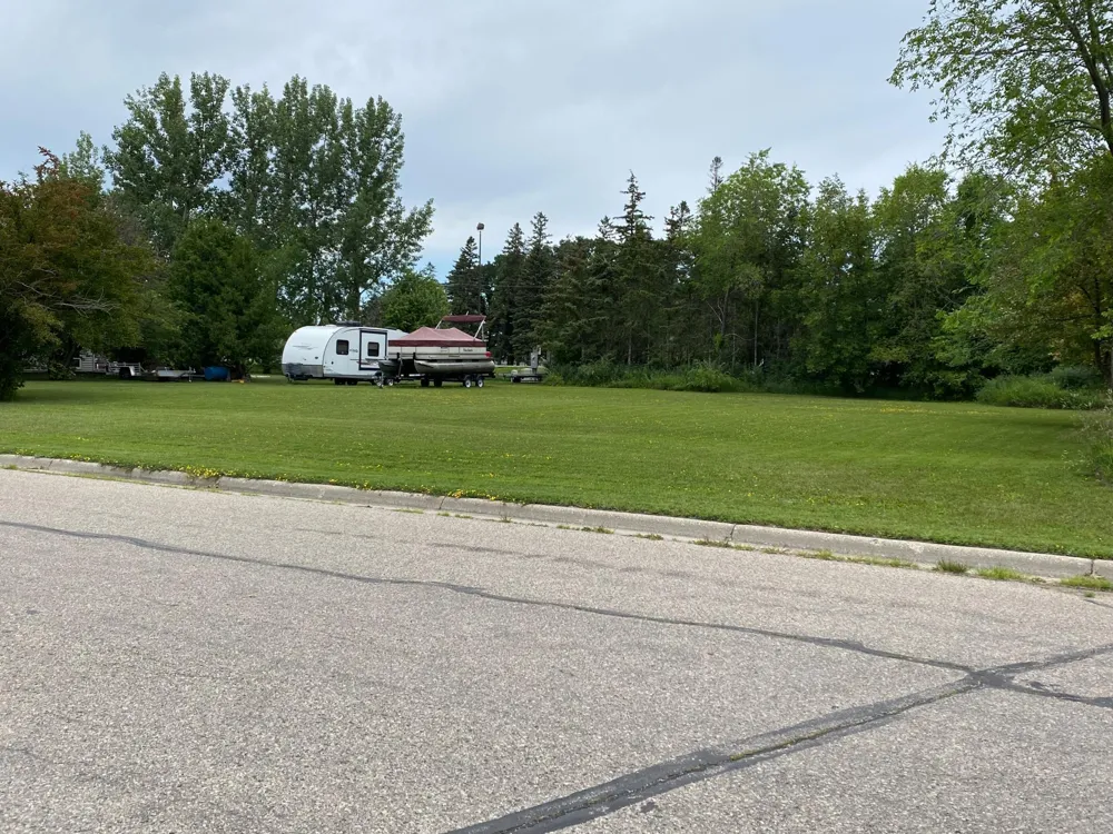 1603 Cardinal Drive Thief River Falls, MN 56701
