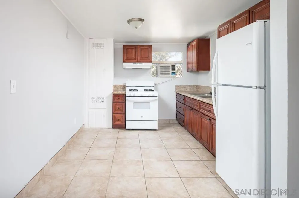 532 1st St El Cajon, CA 92021