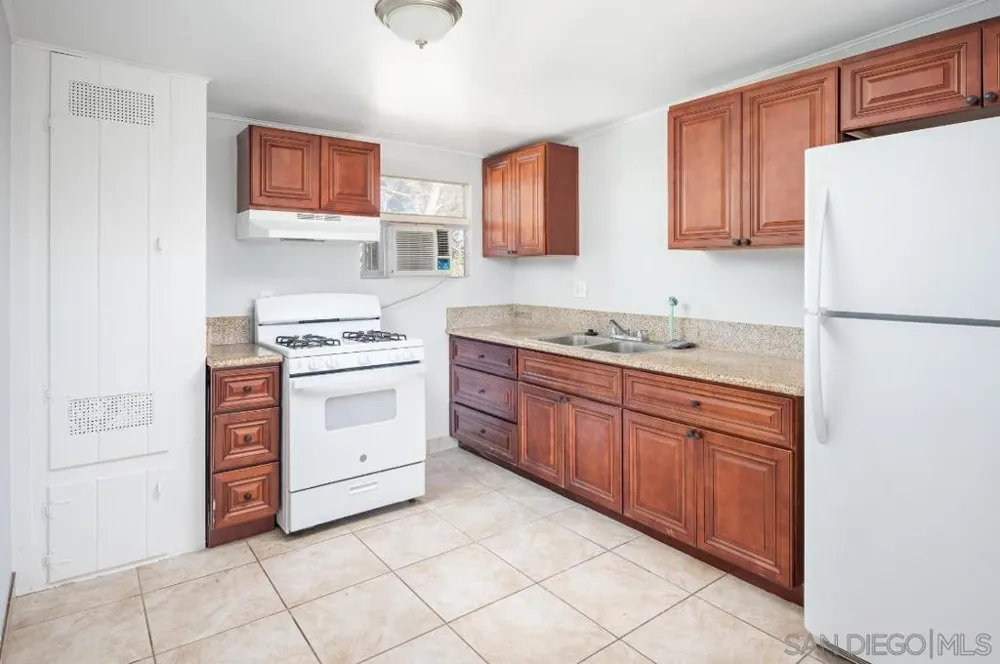 532 1st St El Cajon, CA 92021