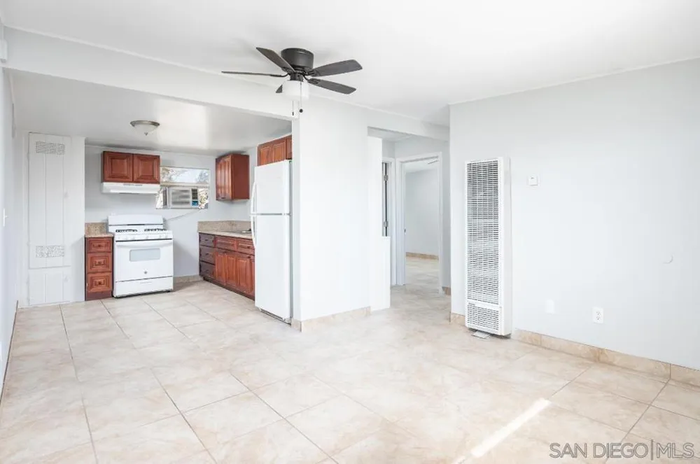 532 1st St El Cajon, CA 92021