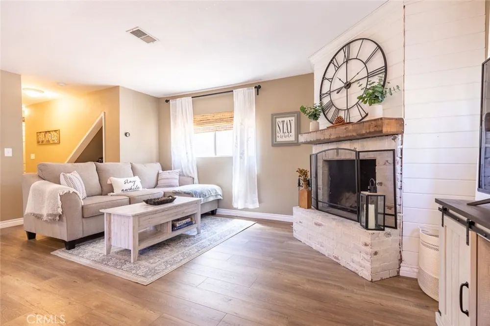 846 Maple Lane Sugarloaf, CA 92386