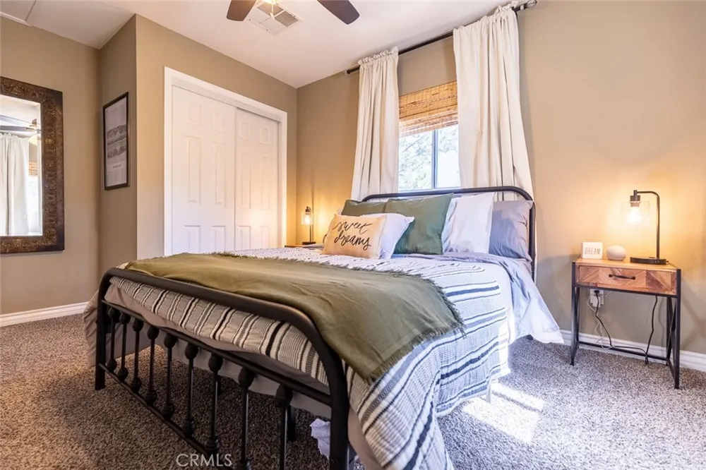 846 Maple Lane Sugarloaf, CA 92386