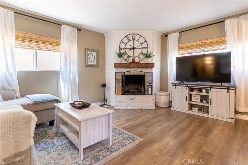 846 Maple Lane Sugarloaf, CA 92386