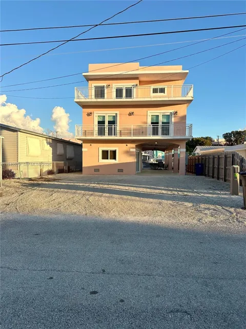 1516 Aqueduct Ln #1