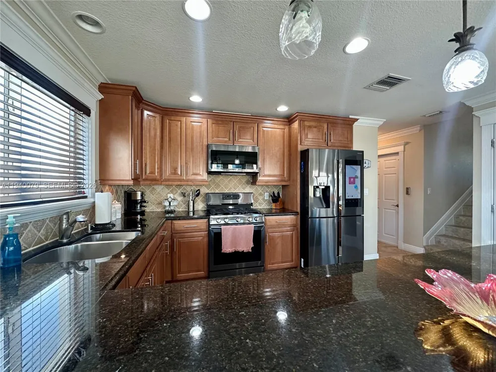 1516 Aqueduct Ln #1 Key Largo, FL 33037