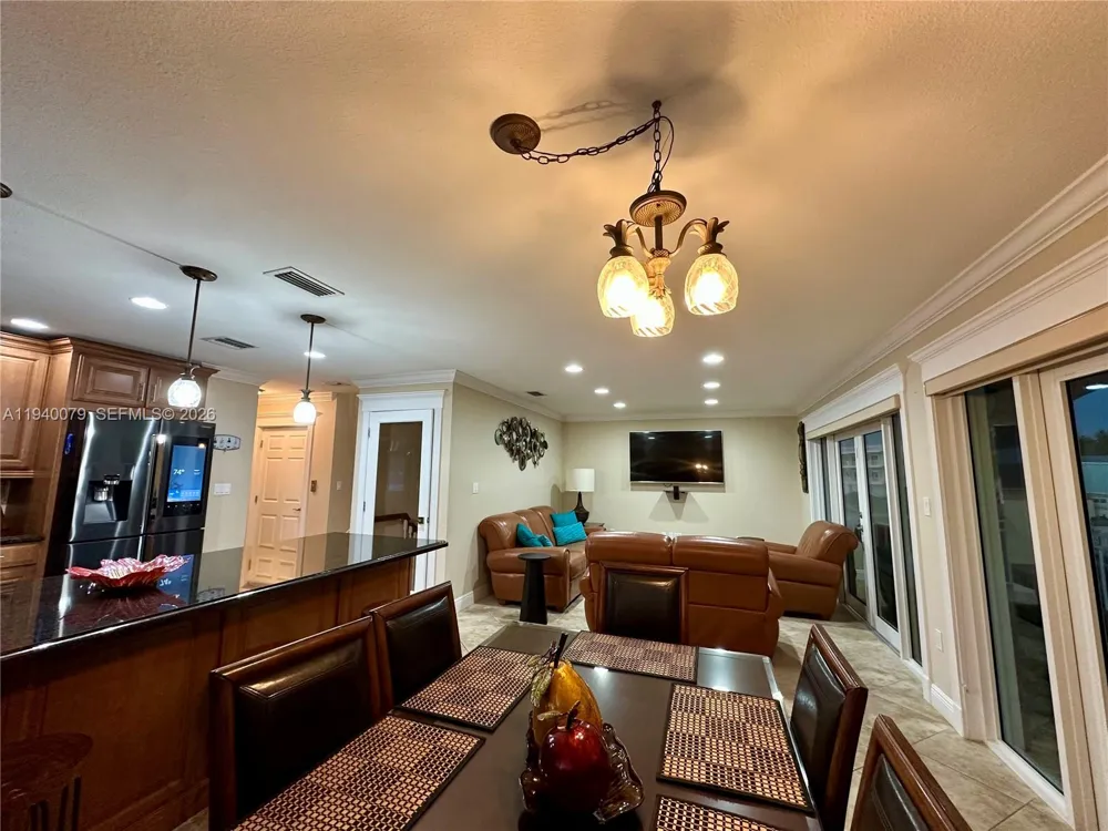 1516 Aqueduct Ln #1 Key Largo, FL 33037