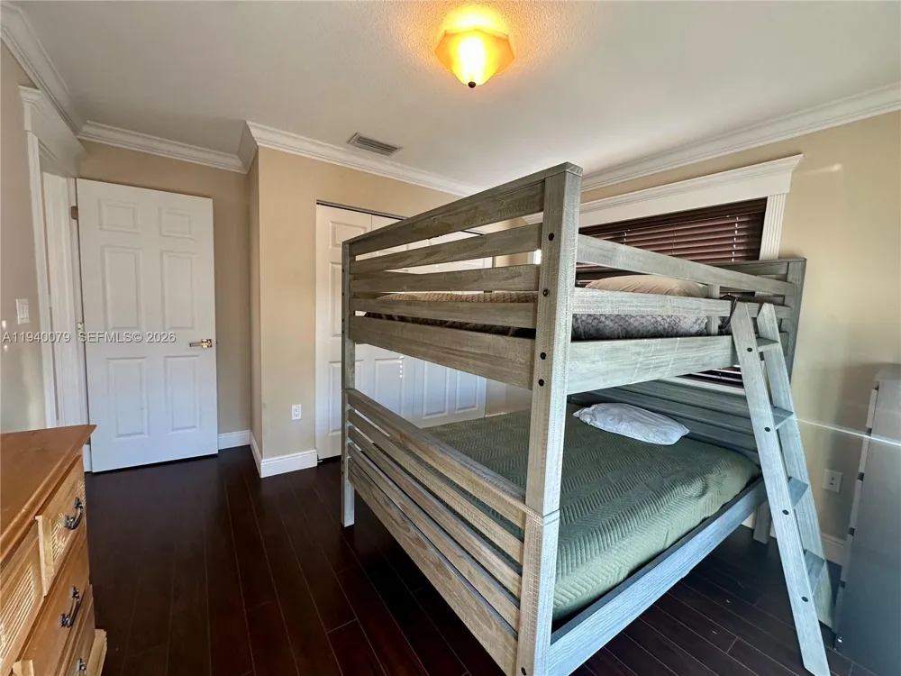 1516 Aqueduct Ln #1 Key Largo, FL 33037