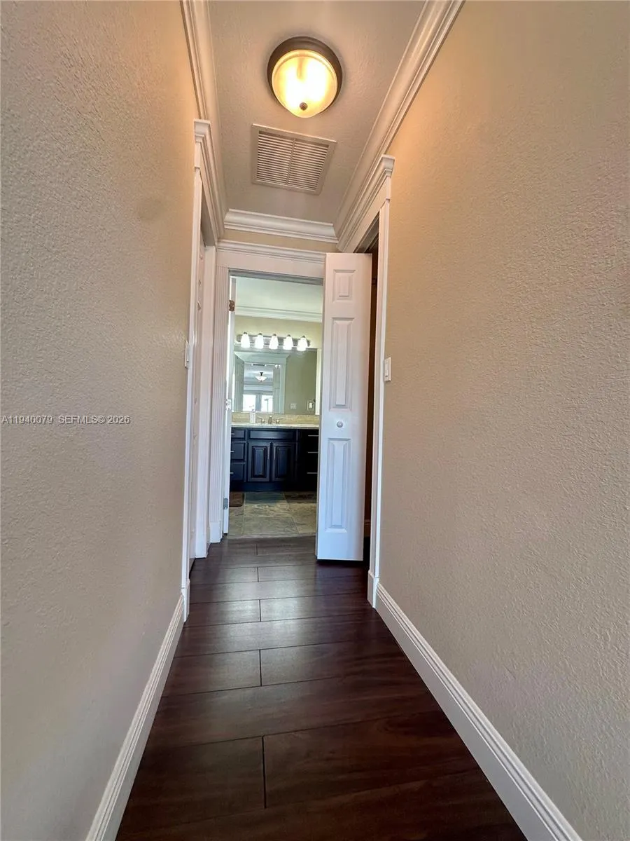 1516 Aqueduct Ln #1 Key Largo, FL 33037