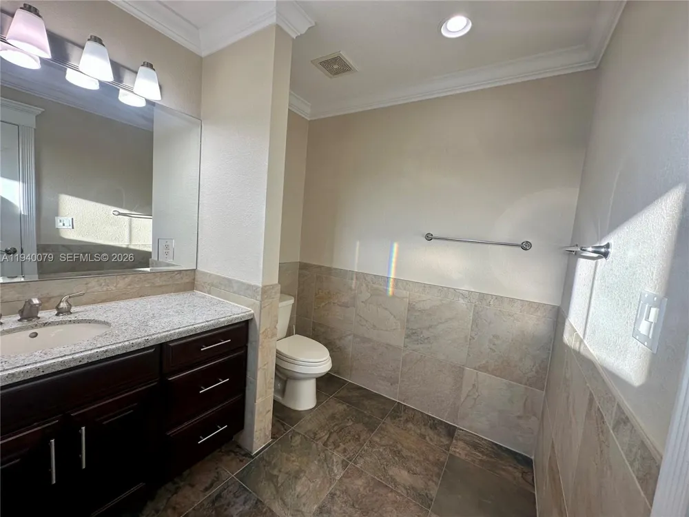 1516 Aqueduct Ln #1 Key Largo, FL 33037
