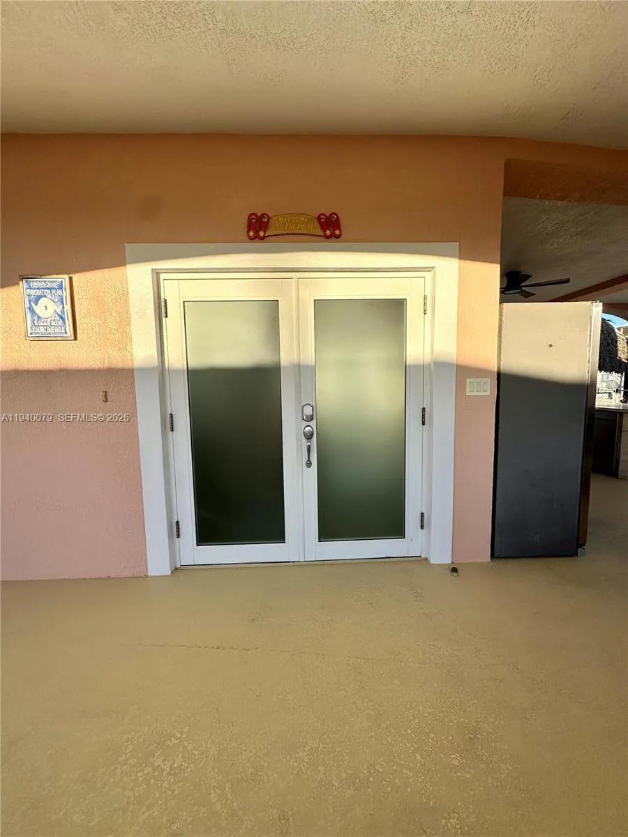 1516 Aqueduct Ln #1 Key Largo, FL 33037