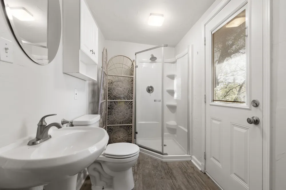 2058 Montell Road Wimberley, TX 78676