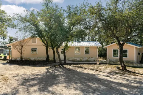2058 Montell Road
