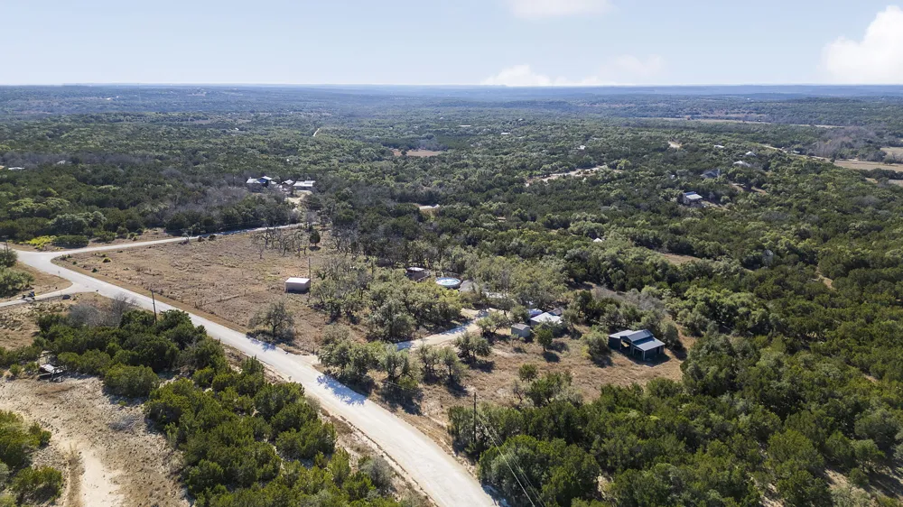 2058 Montell Road Wimberley, TX 78676