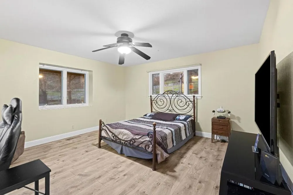 6915 Redwood Retreat Road Gilroy, CA 95020