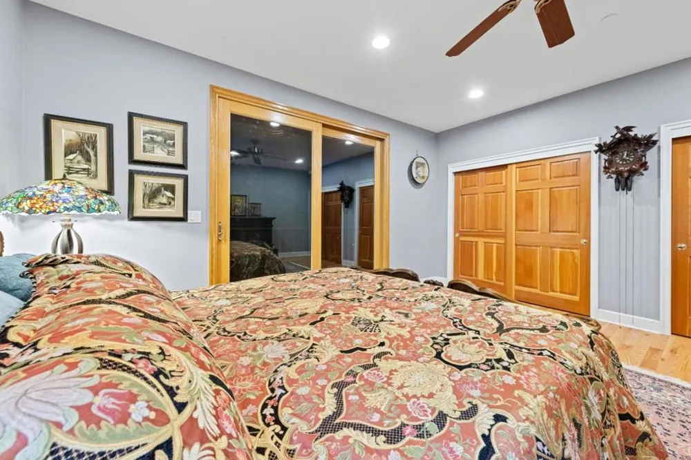 6915 Redwood Retreat Road Gilroy, CA 95020