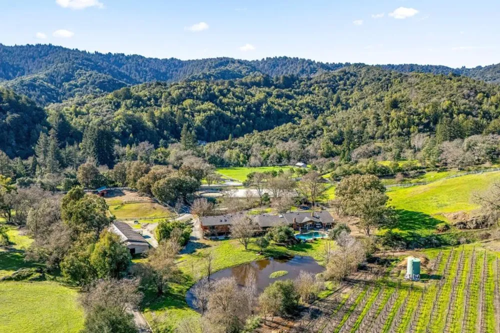 6915 Redwood Retreat Road Gilroy, CA 95020
