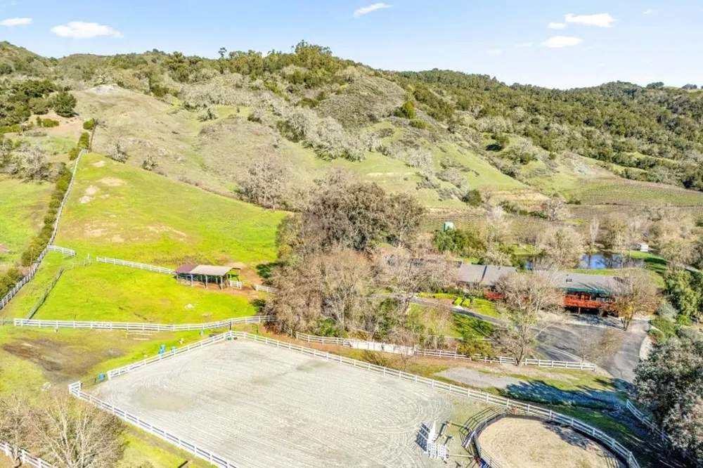 6915 Redwood Retreat Road Gilroy, CA 95020