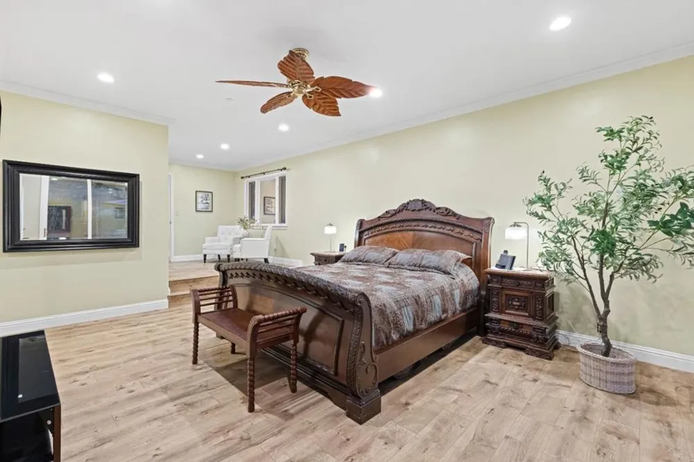 6915 Redwood Retreat Road Gilroy, CA 95020