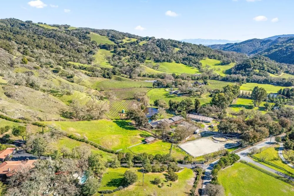 6915 Redwood Retreat Road Gilroy, CA 95020