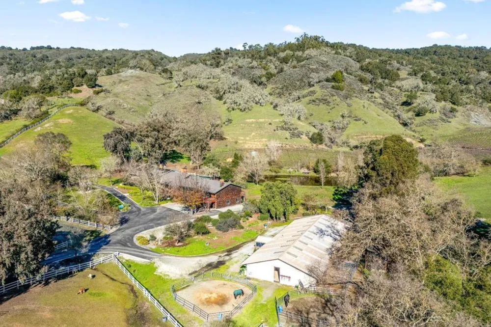 6915 Redwood Retreat Road Gilroy, CA 95020