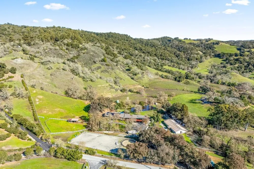 6915 Redwood Retreat Road Gilroy, CA 95020