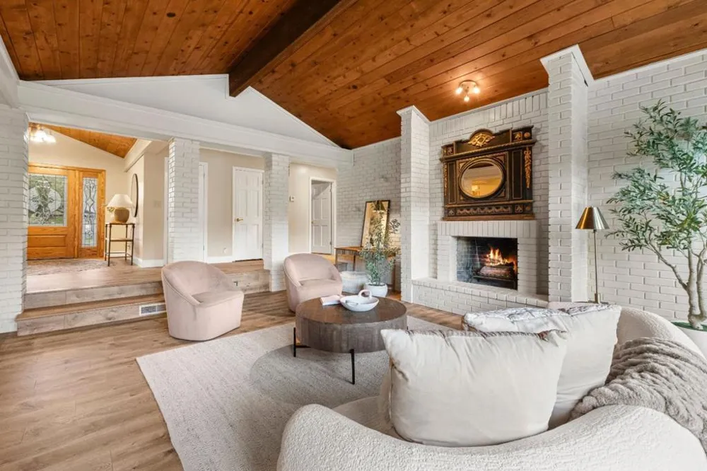 6915 Redwood Retreat Road Gilroy, CA 95020