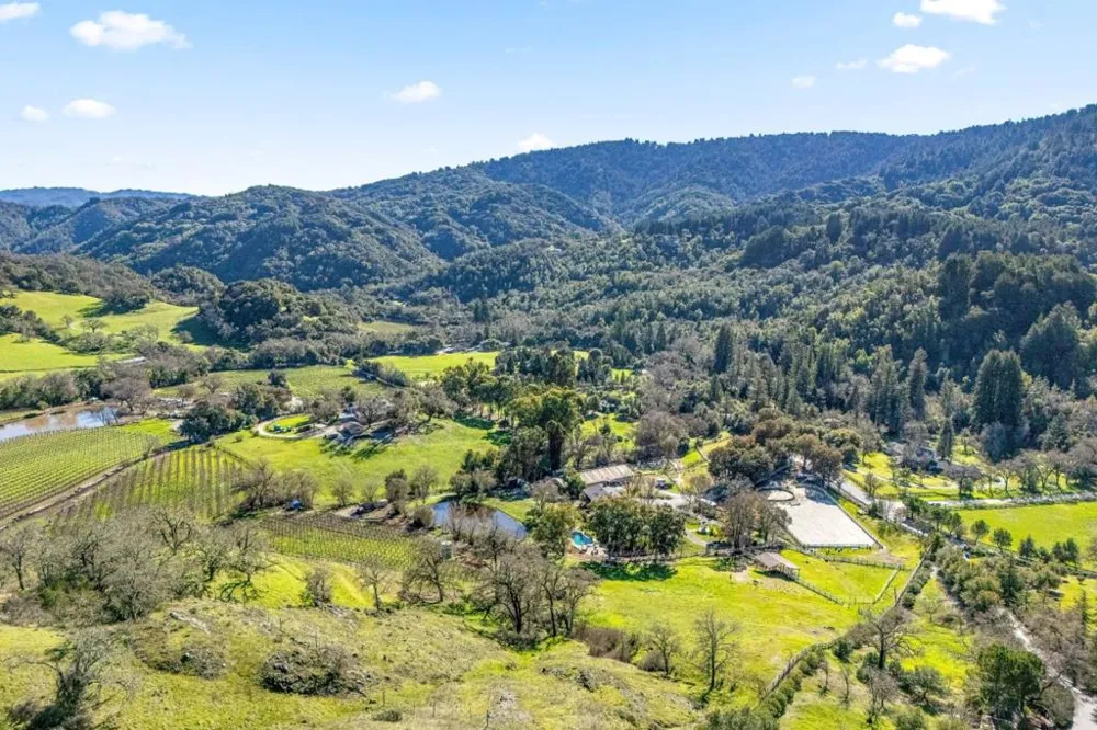 6915 Redwood Retreat Road Gilroy, CA 95020