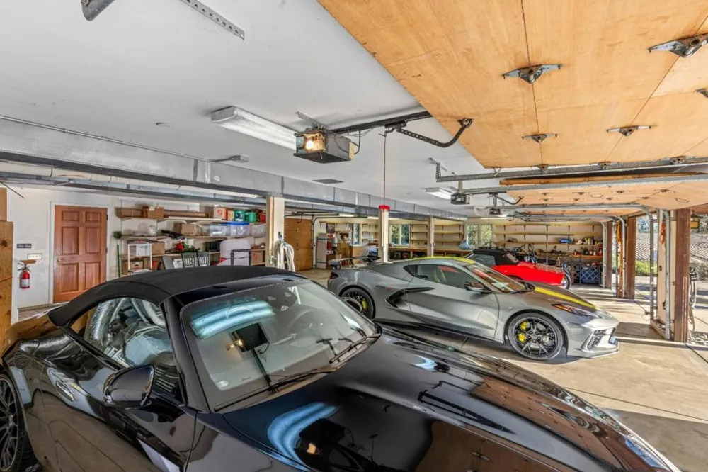 6915 Redwood Retreat Road Gilroy, CA 95020