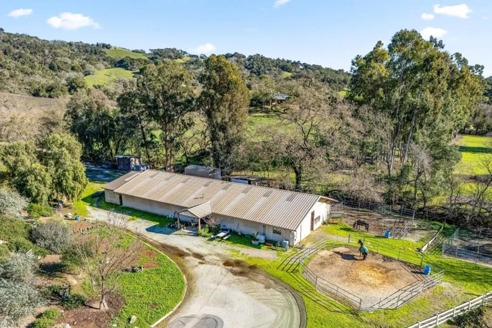 6915 Redwood Retreat Road Gilroy, CA 95020