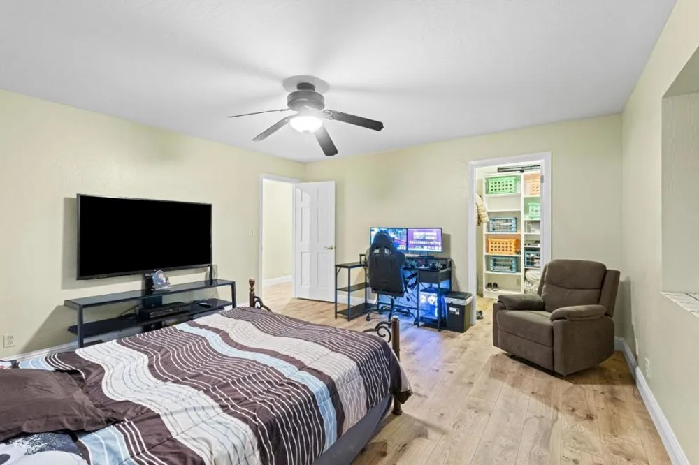 6915 Redwood Retreat Road Gilroy, CA 95020