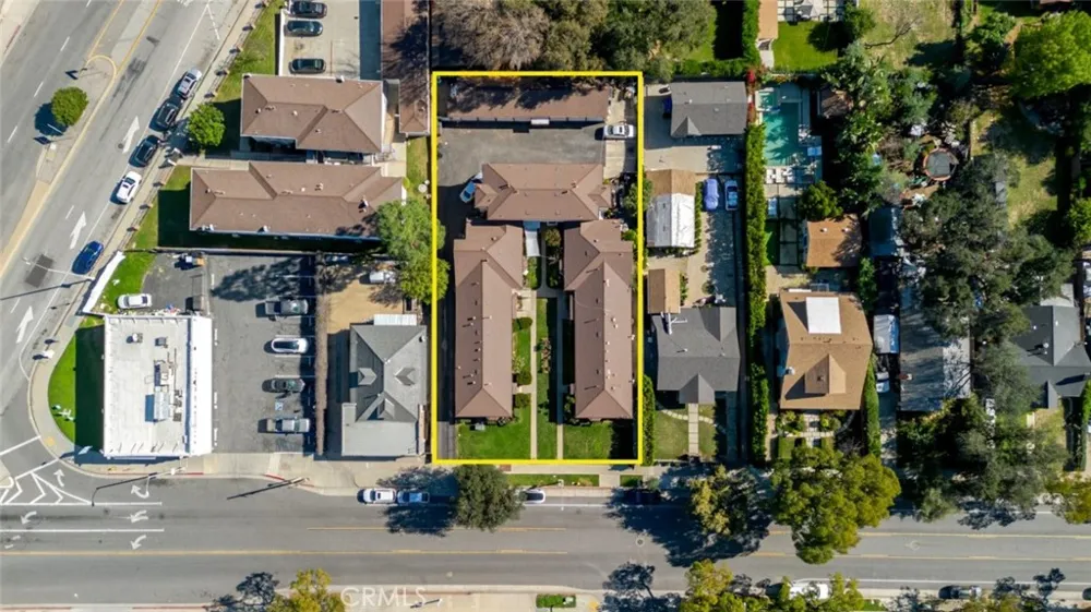 2010 Los Robles Avenue Pasadena, CA 91104