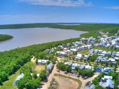 133 Lower Greenway